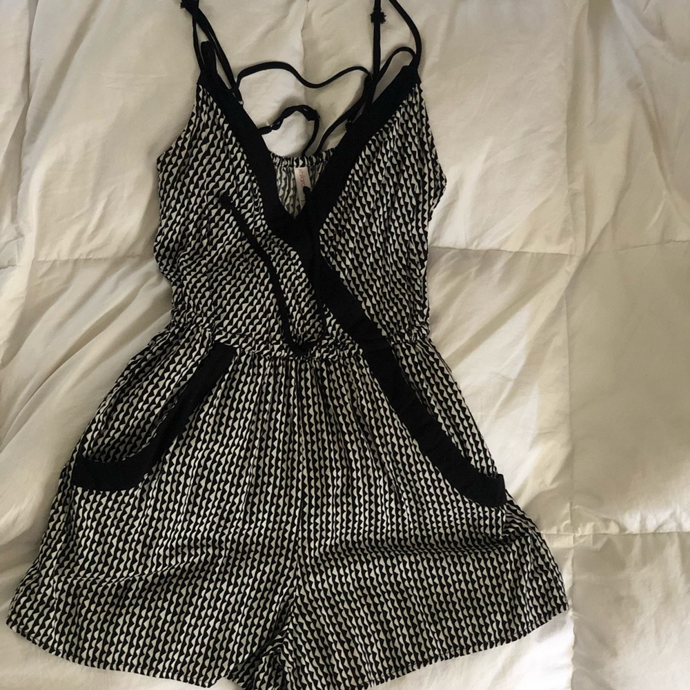 Romper size XS Xhiliration (worn once)